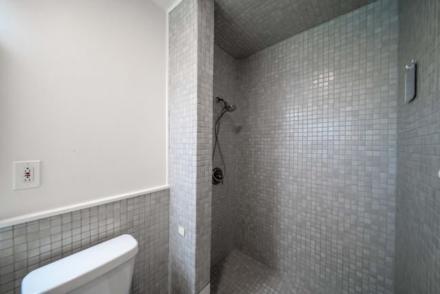 4421 N Woodrow Avenue, Fresno, CA 93726