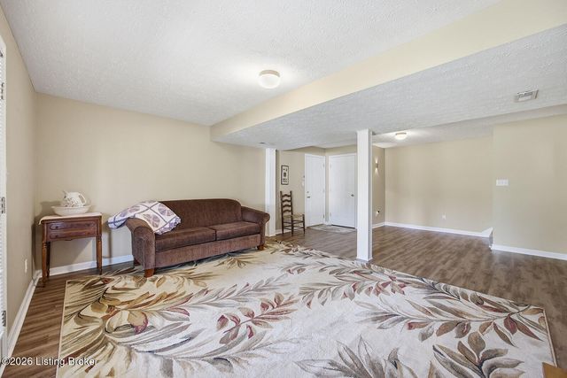126 Dory Dr, Salvisa, KY 40372