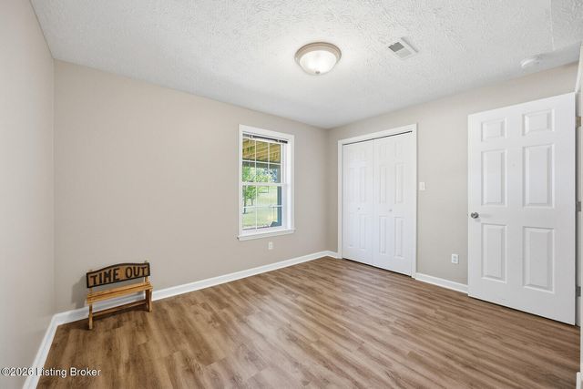 126 Dory Dr, Salvisa, KY 40372