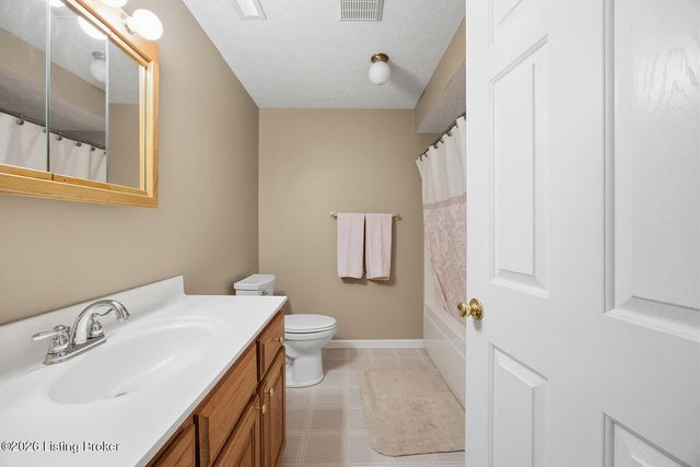 126 Dory Dr, Salvisa, KY 40372