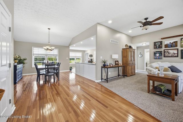 126 Dory Dr, Salvisa, KY 40372