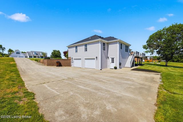 126 Dory Dr, Salvisa, KY 40372