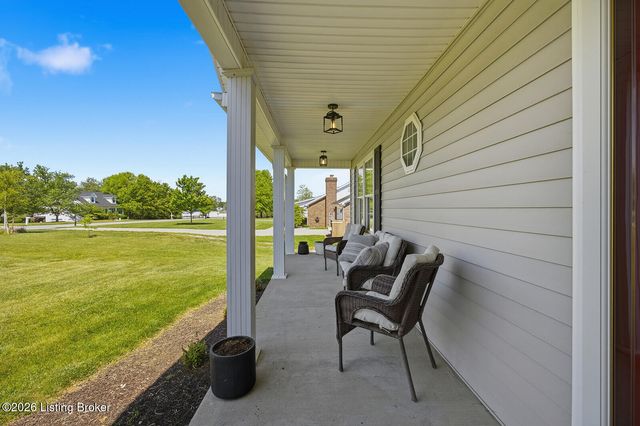 126 Dory Dr, Salvisa, KY 40372