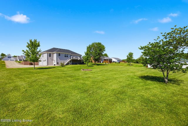 126 Dory Dr, Salvisa, KY 40372
