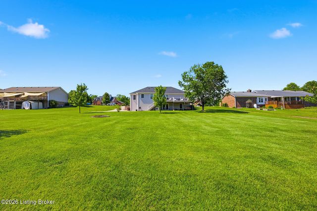126 Dory Dr, Salvisa, KY 40372