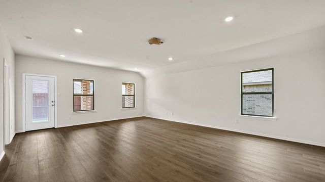 440 Drake Drive, Ferris, TX 75125