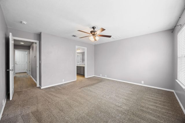 500 Kingfisher LN, Leander, TX 78641