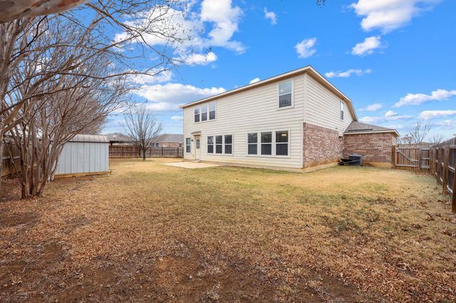 500 Kingfisher LN, Leander, TX 78641