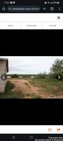 1526 Sandy Road, Big Wells, TX 78830
