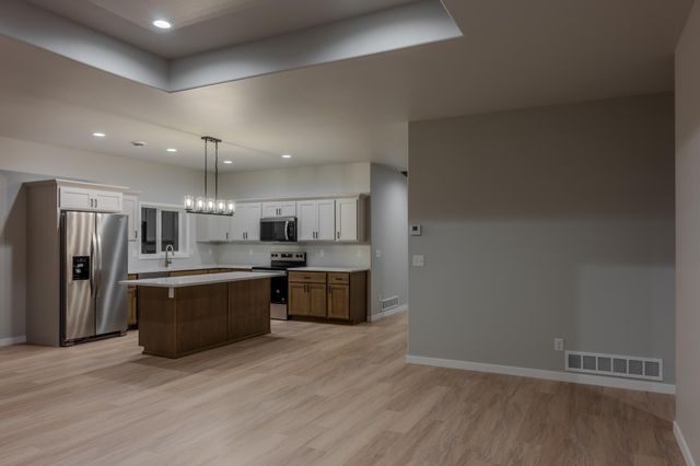 6260 85 Avenue S, Horace, ND 58047