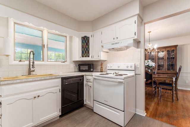 240 Old Trail Drive, Columbus, OH 43213
