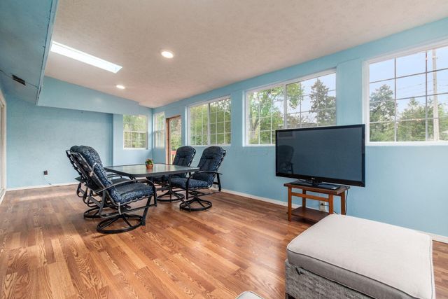 240 Old Trail Drive, Columbus, OH 43213