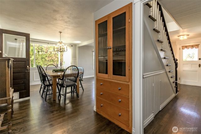 1514 Rainier St, Steilacoom, WA 98388