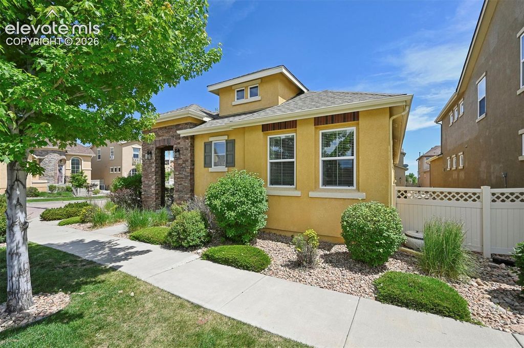 5577 Sunrise Mesa Drive, Colorado Springs, CO 80924 — photo 2