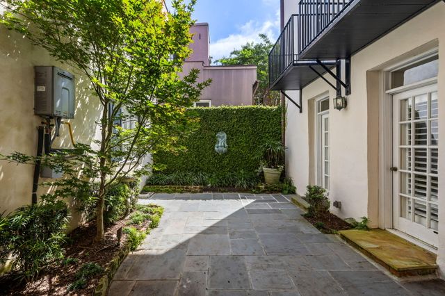 8 Elliott Street, Charleston, SC 29401