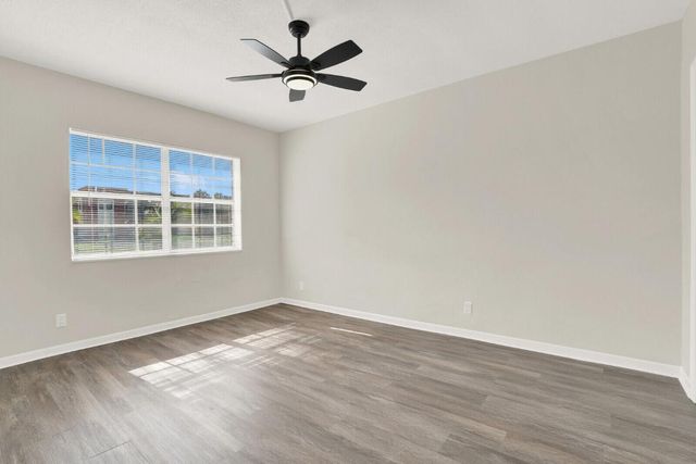 299 SW 7th Street 1040, Boca Raton, FL 33432