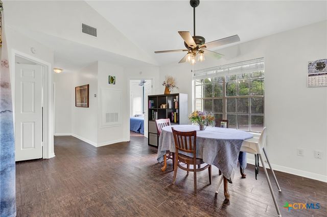201 Ridgewood, San Marcos, TX 78666