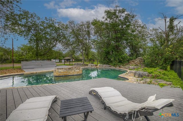 201 Ridgewood, San Marcos, TX 78666
