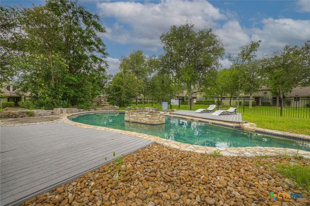 201 Ridgewood, San Marcos, TX 78666