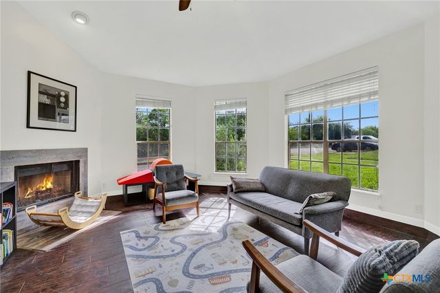 201 Ridgewood, San Marcos, TX 78666