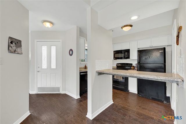 201 Ridgewood, San Marcos, TX 78666