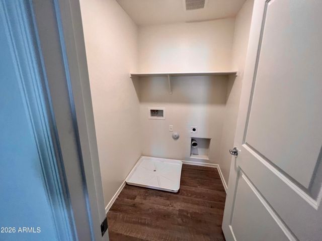 1536 E INOUYE Drive, Casa Grande, AZ 85122