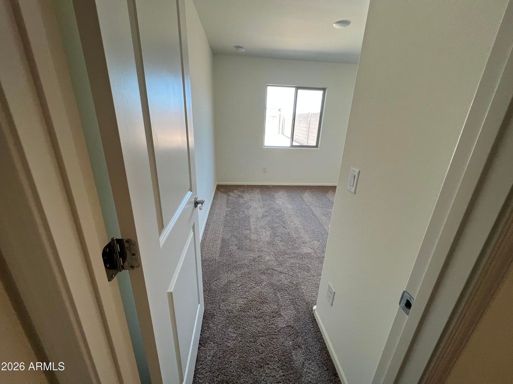 Image 11 of property listing at 1536 E INOUYE Drive, Casa Grande, AZ 85122