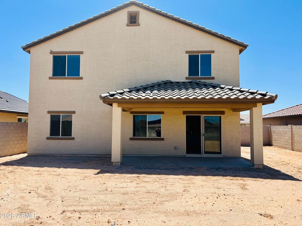 Image 7 of property listing at 1536 E INOUYE Drive, Casa Grande, AZ 85122