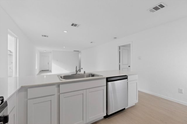 2921 hearts Trail, Crandall, TX 75114