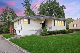 96 North St, Madison Boro, NJ 07940
