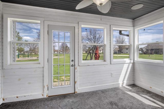 2012 Cherokee Drive, Prairie Du Sac, WI 53578