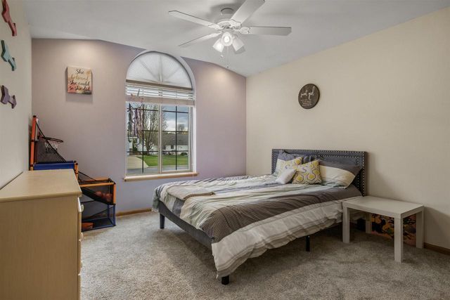 2012 Cherokee Drive, Prairie Du Sac, WI 53578