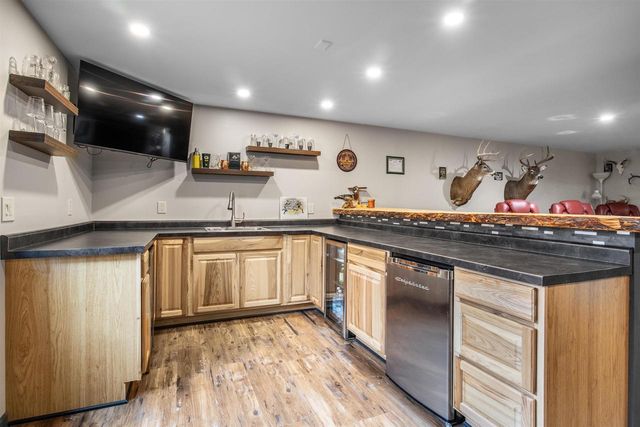 2012 Cherokee Drive, Prairie Du Sac, WI 53578