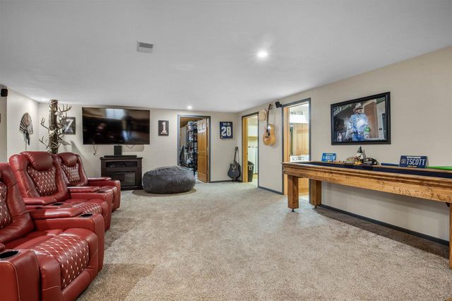 2012 Cherokee Drive, Prairie Du Sac, WI 53578