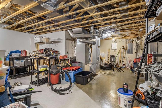2012 Cherokee Drive, Prairie Du Sac, WI 53578