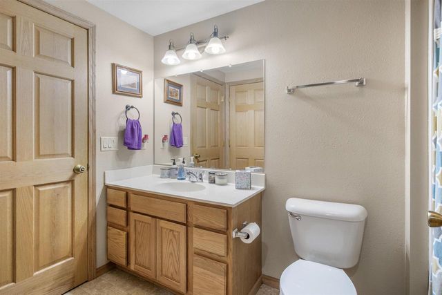 2012 Cherokee Drive, Prairie Du Sac, WI 53578