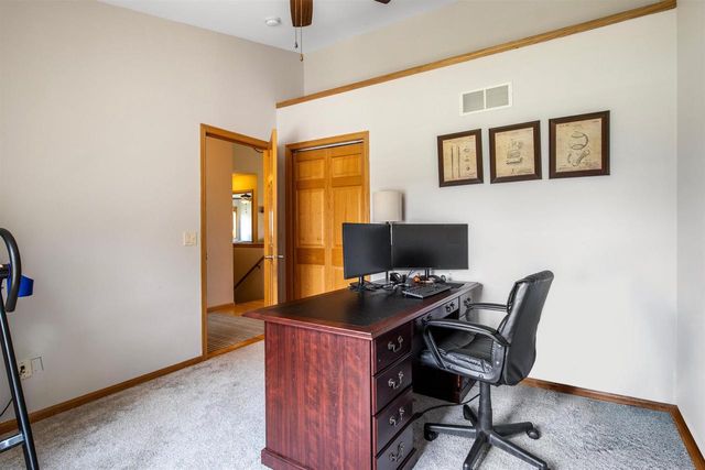 2012 Cherokee Drive, Prairie Du Sac, WI 53578