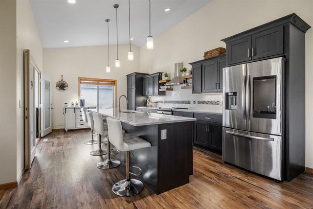 2012 Cherokee Drive, Prairie Du Sac, WI 53578