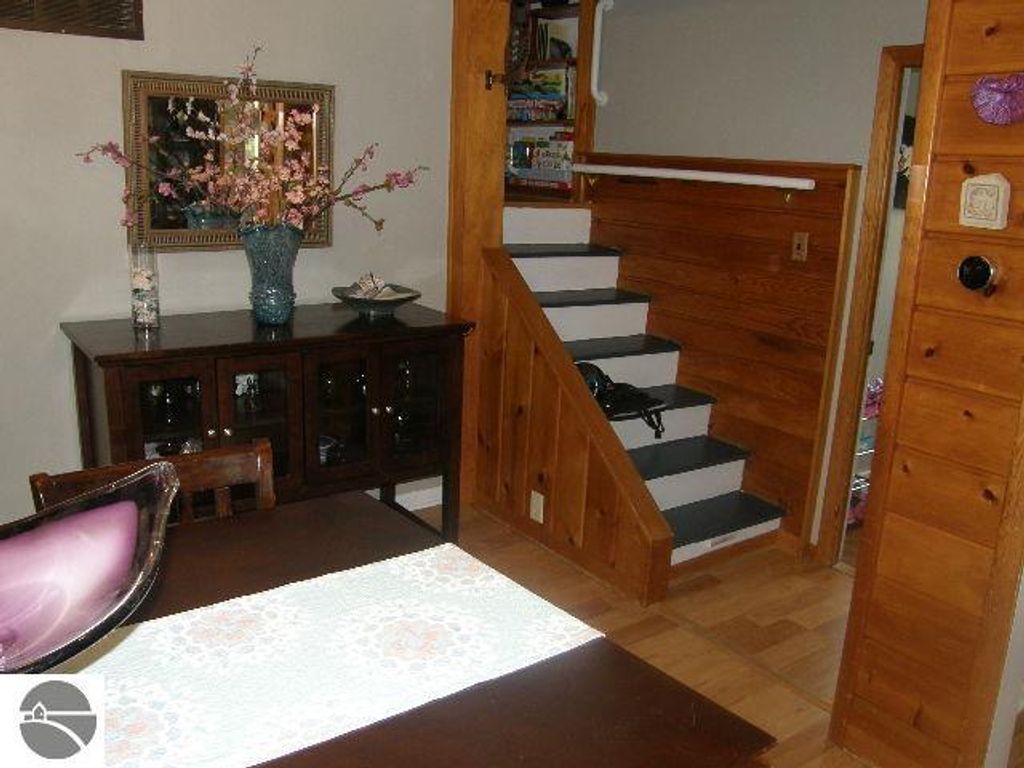 Image 12 of property listing at 714 Second Avenue, Alma, MI 48801