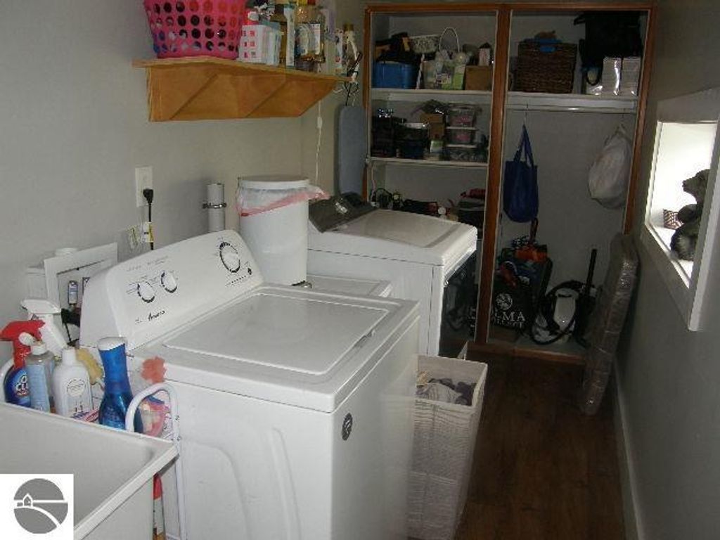 Image 16 of property listing at 714 Second Avenue, Alma, MI 48801