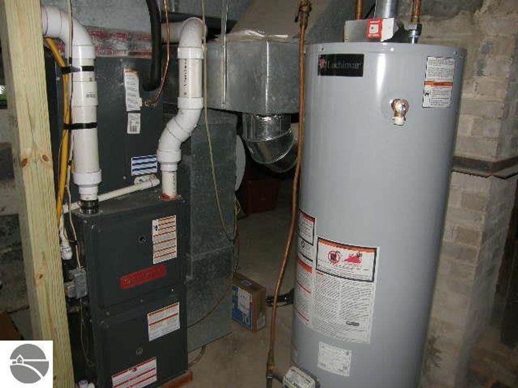 Image 18 of property listing at 714 Second Avenue, Alma, MI 48801