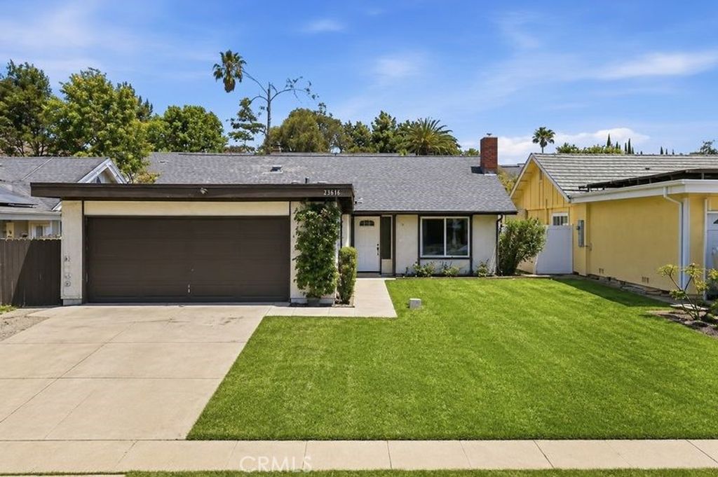 23616 Soresina, Laguna Hills, CA 92653 — exterior