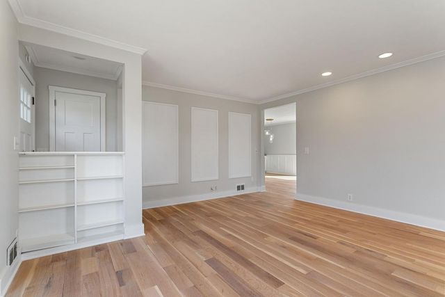 6245 Irving Avenue S, Richfield, MN 55423