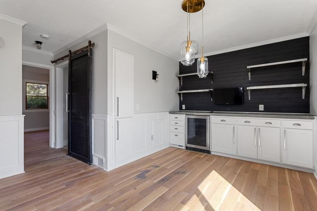 6245 Irving Avenue S, Richfield, MN 55423