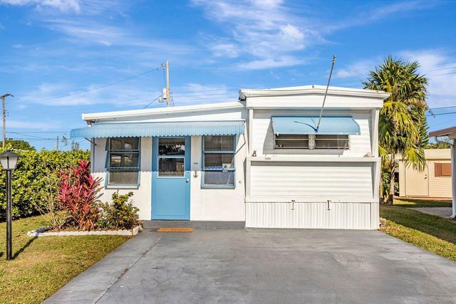 14556 Glenview Drive, Delray Beach, FL 33445