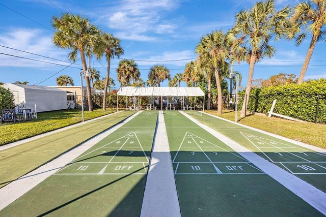 14556 Glenview Drive, Delray Beach, FL 33445