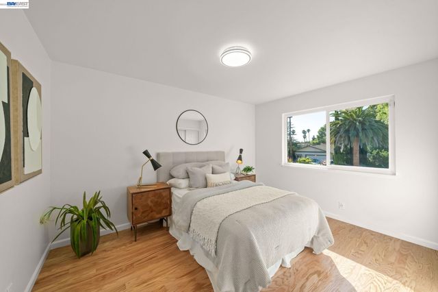40374 San Sebastian Pl, Fremont, CA 94539
