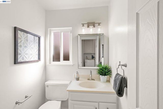 40374 San Sebastian Pl, Fremont, CA 94539