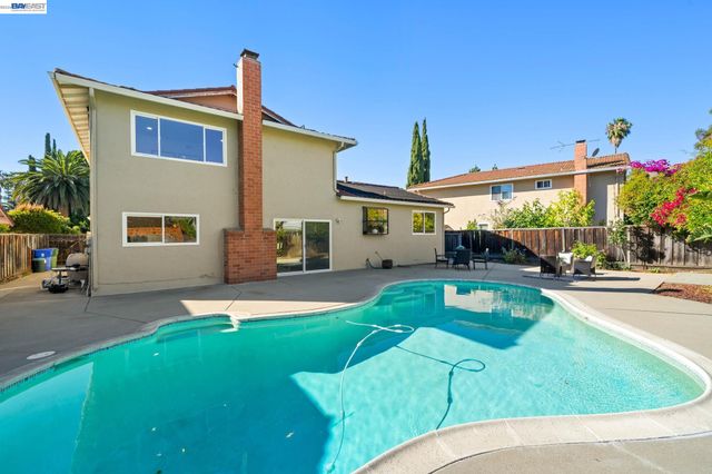 40374 San Sebastian Pl, Fremont, CA 94539