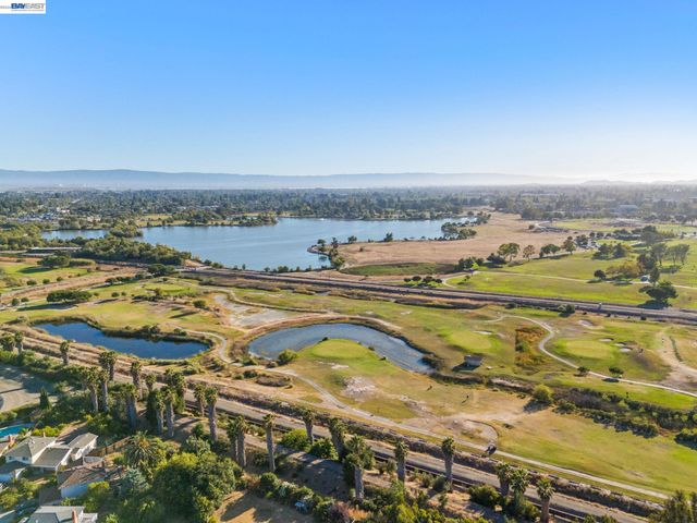 40374 San Sebastian Pl, Fremont, CA 94539
